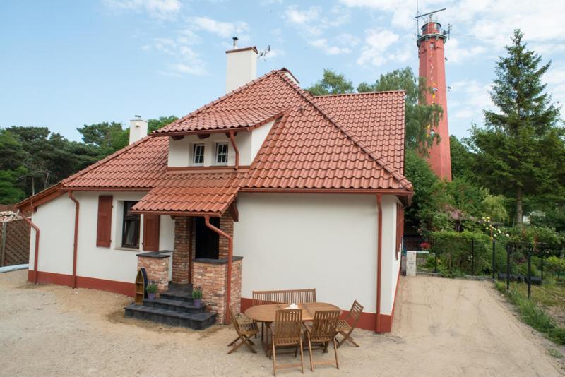 Zabytkowy Dom Latarnikow Hel Exteriör bild